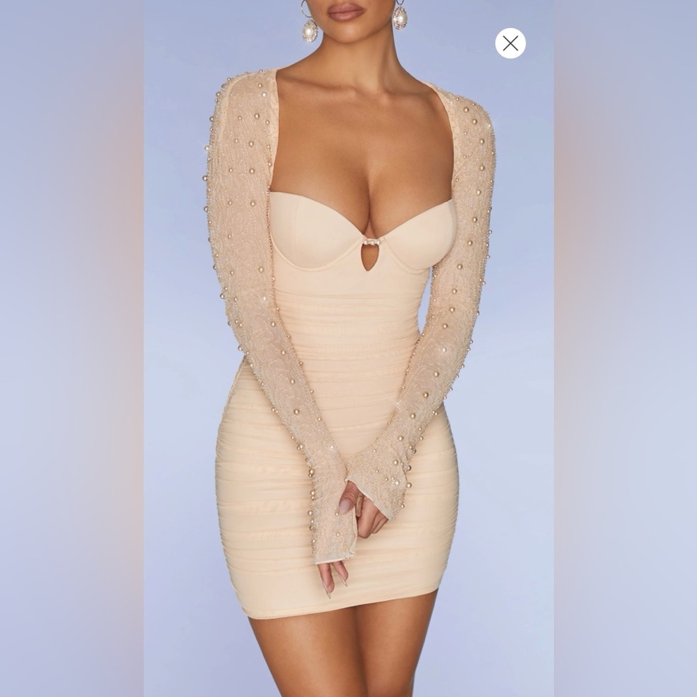Oh Polly ST. GERMAIN
Embellished Long Sleeve Mini Dress in Sand